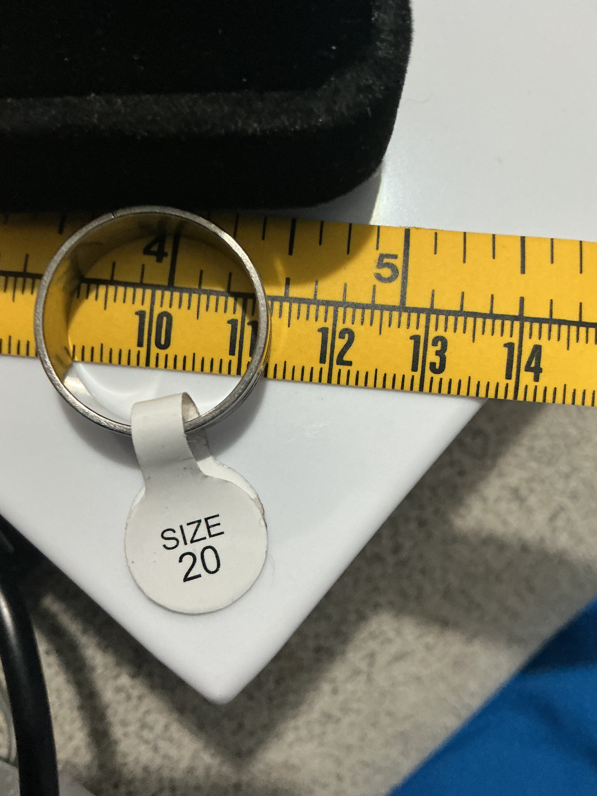 Original detail photograph of silver-tone ridged band